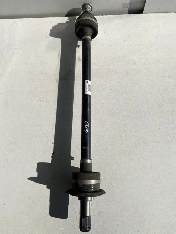 Rear driveshaft 8664628