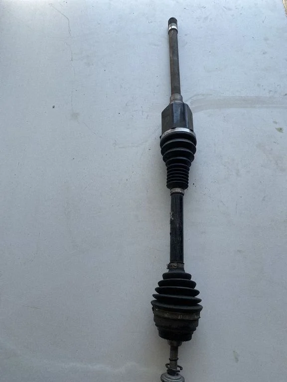 Front driveshaft – front right