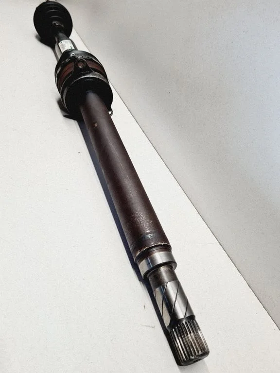 Front driveshaft 31325702