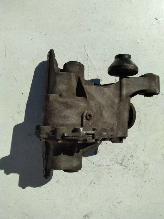 Rear differential – Land Rover Range Rover L405 (2013-2021)