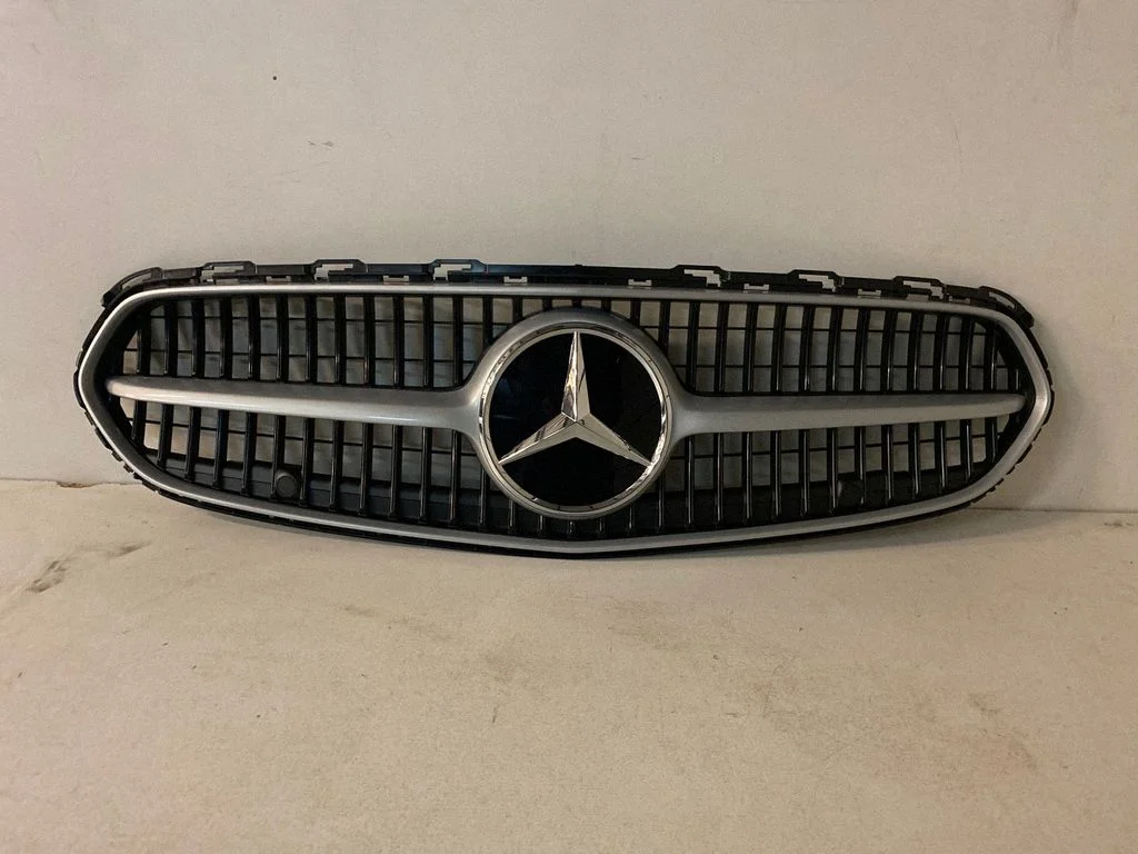 Front bumper upper radiator grill A2068883800