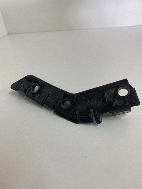 Front bumper mounting bracket FK7217E763AC