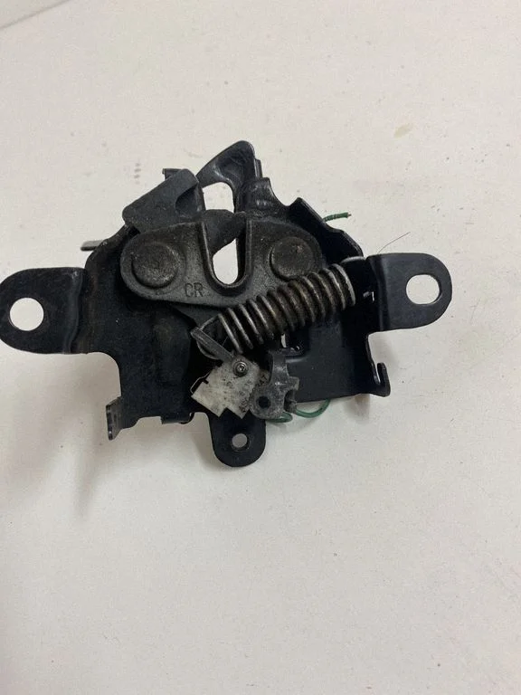Engine bonnet/hood lock/catch – Lexus NX (2014-2021)