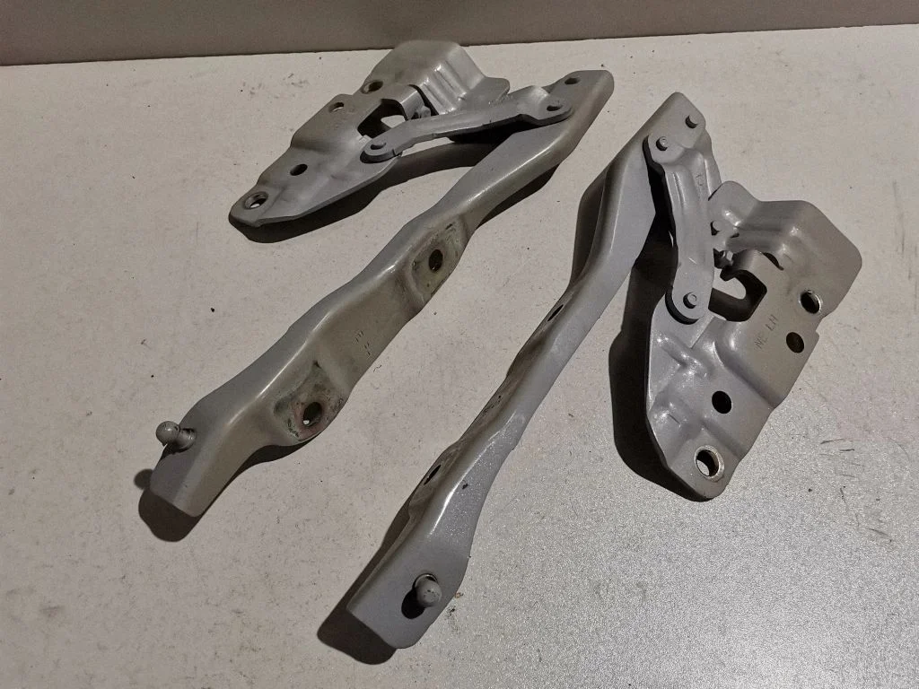 Mootorikapoti hinged – eesmine