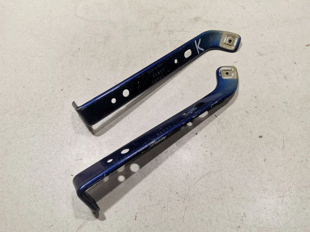 Fender mounting bracket – Ford Mustang VI (2015-)