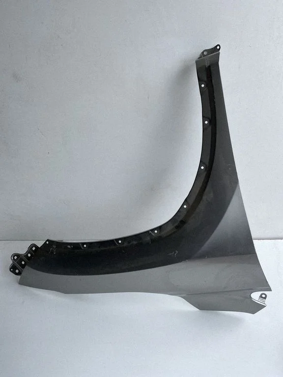 Fender – right