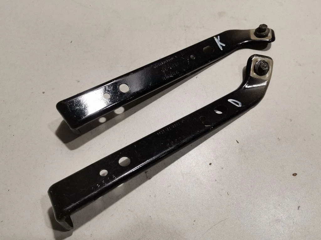 Fender mounting bracket – Ford Mustang VI (2015-)