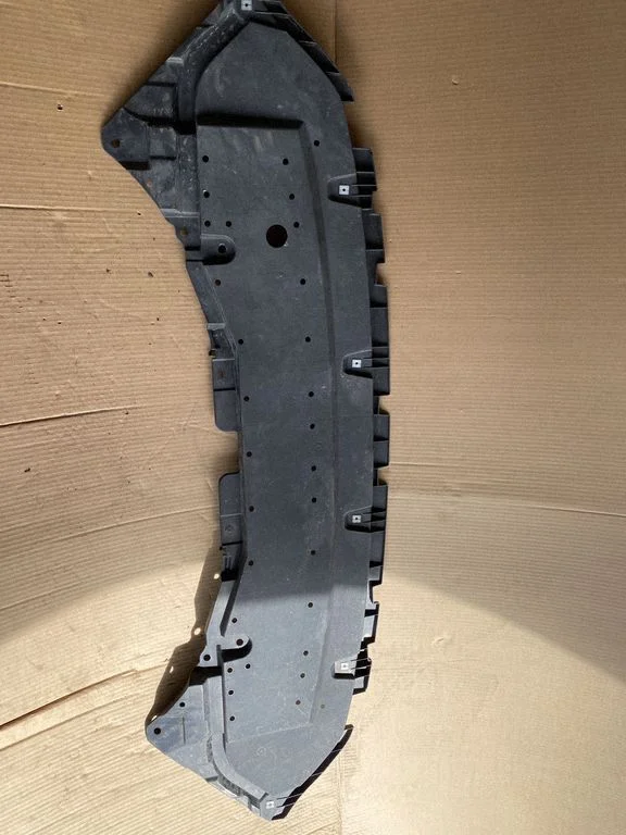 Front bumper skid plate/under tray – Lexus RX 450H (2016-)