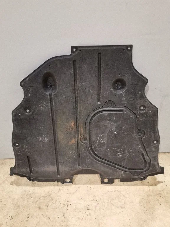 Engine splash shield/under tray 5142048010