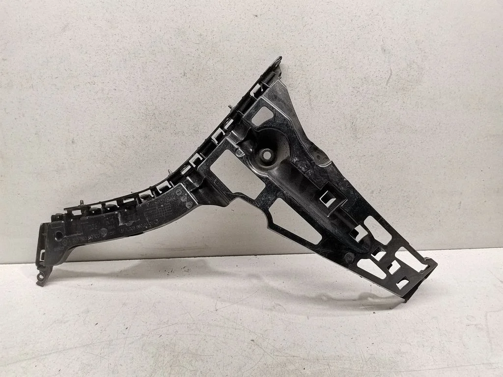 Rear bumper mounting bracket A2068855900