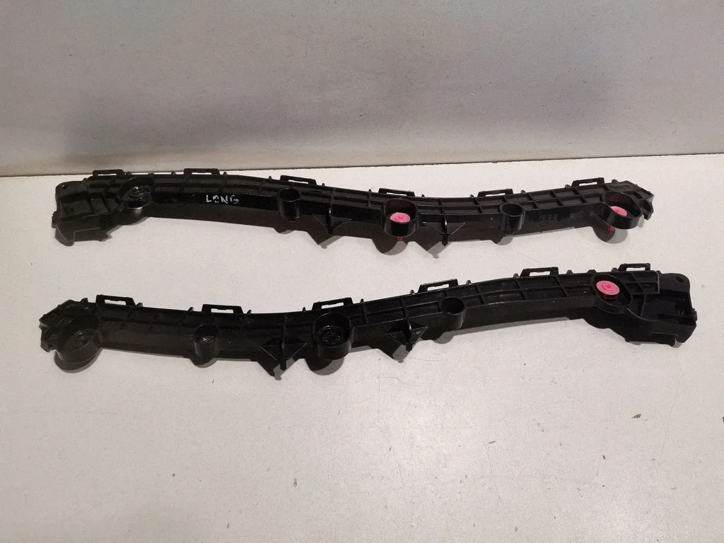 Rear bumper mounting bracket 5257648070