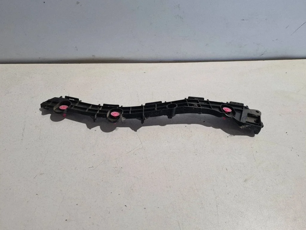 Rear bumper mounting bracket 5257548050
