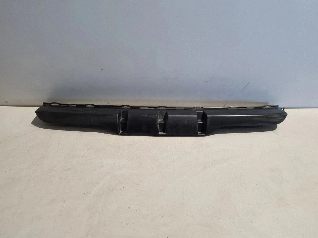 Rear bumper mounting bracket A2058855900
