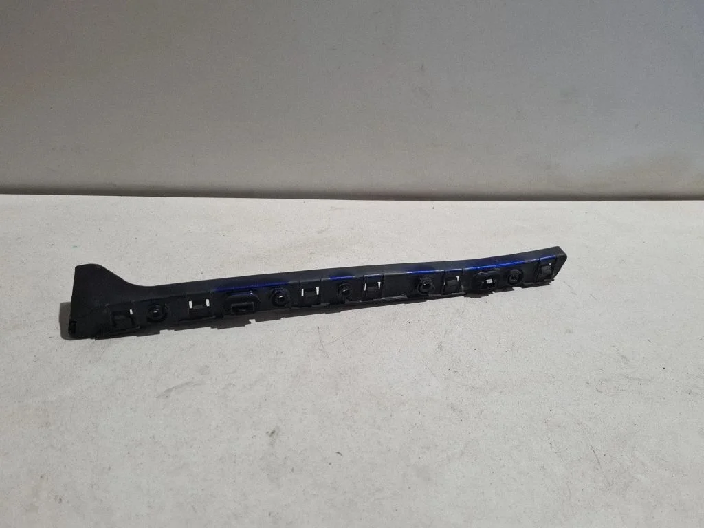 Rear bumper mounting bracket 670004463