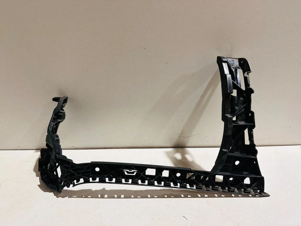 Rear bumper mounting bracket A2138850363