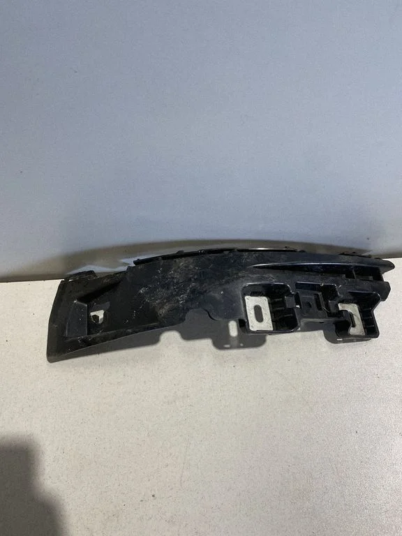 Rear bumper mounting bracket A2058852165