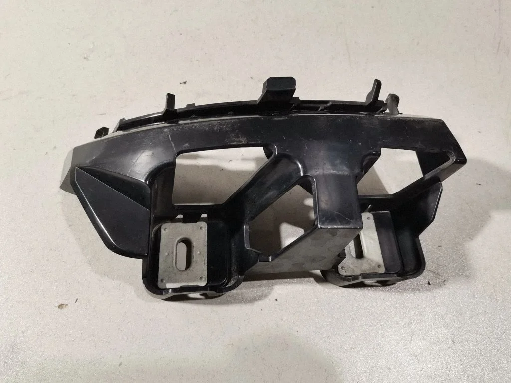 Rear bumper mounting bracket A2058851965