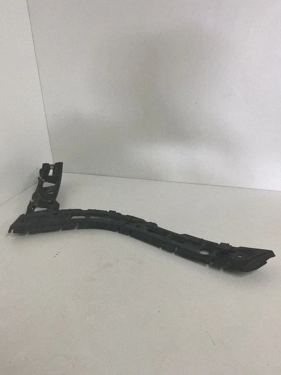 Rear bumper mounting bracket 8X2317B931AF