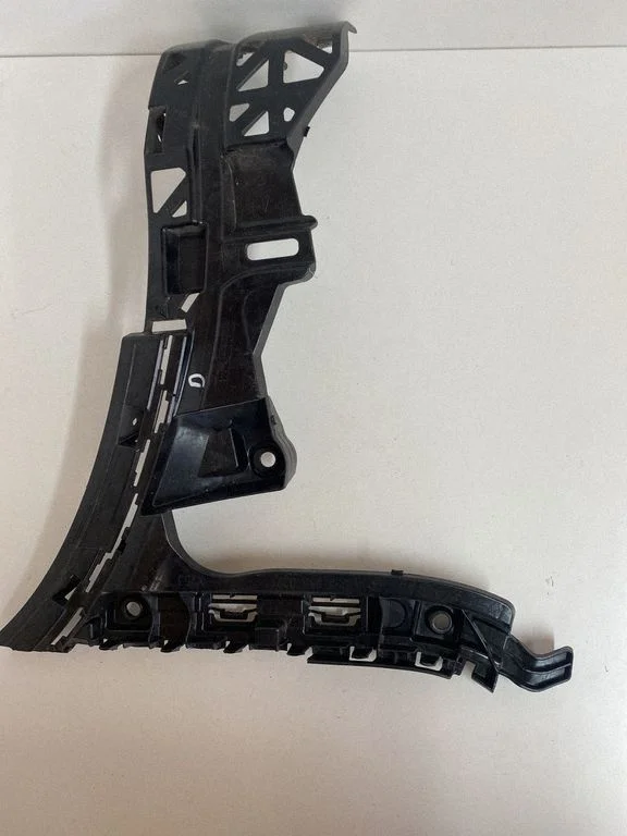 Rear bumper mounting bracket A2538850221