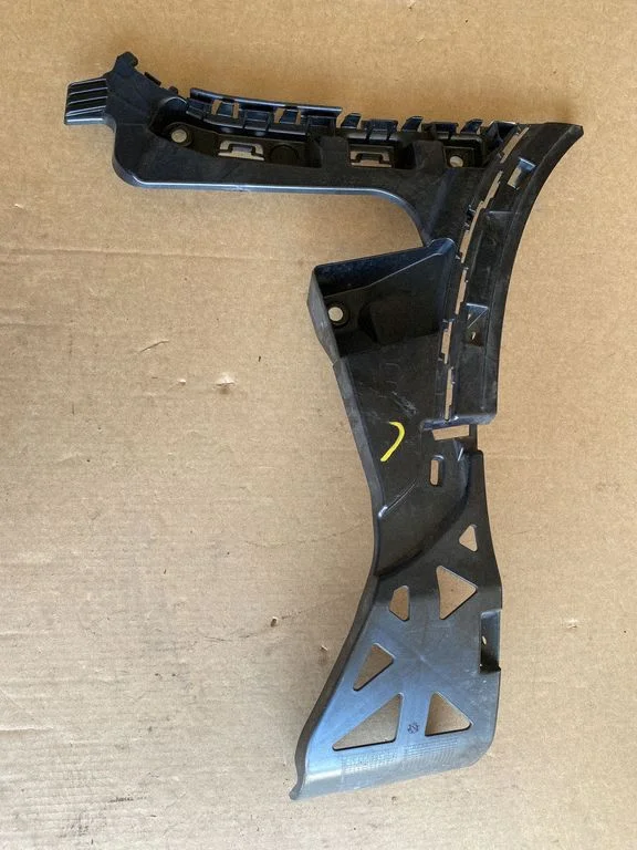 Rear bumper mounting bracket A2538850821