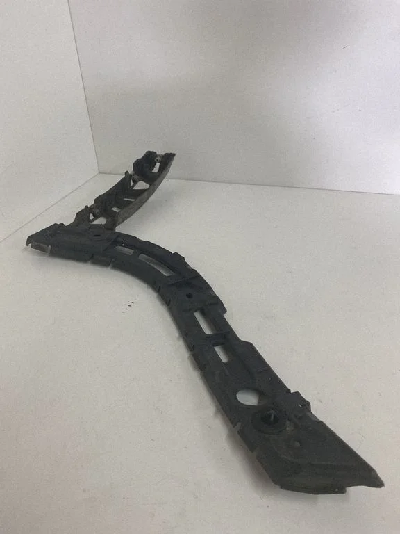 Rear bumper mounting bracket 8X2317B931AF