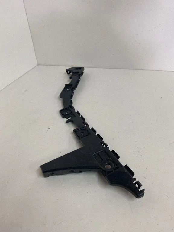 Rear bumper mounting bracket FR3B17F766