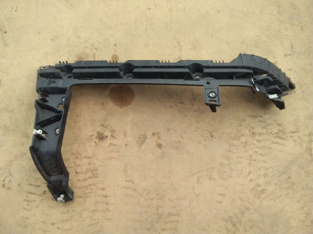 Rear bumper mounting bracket CK5217A882AE