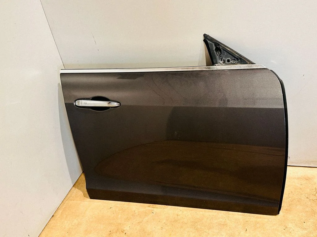 Front door – Maserati Ghibli (2013-)