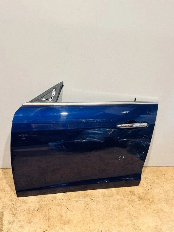 Front door – Maserati Ghibli (2013-)