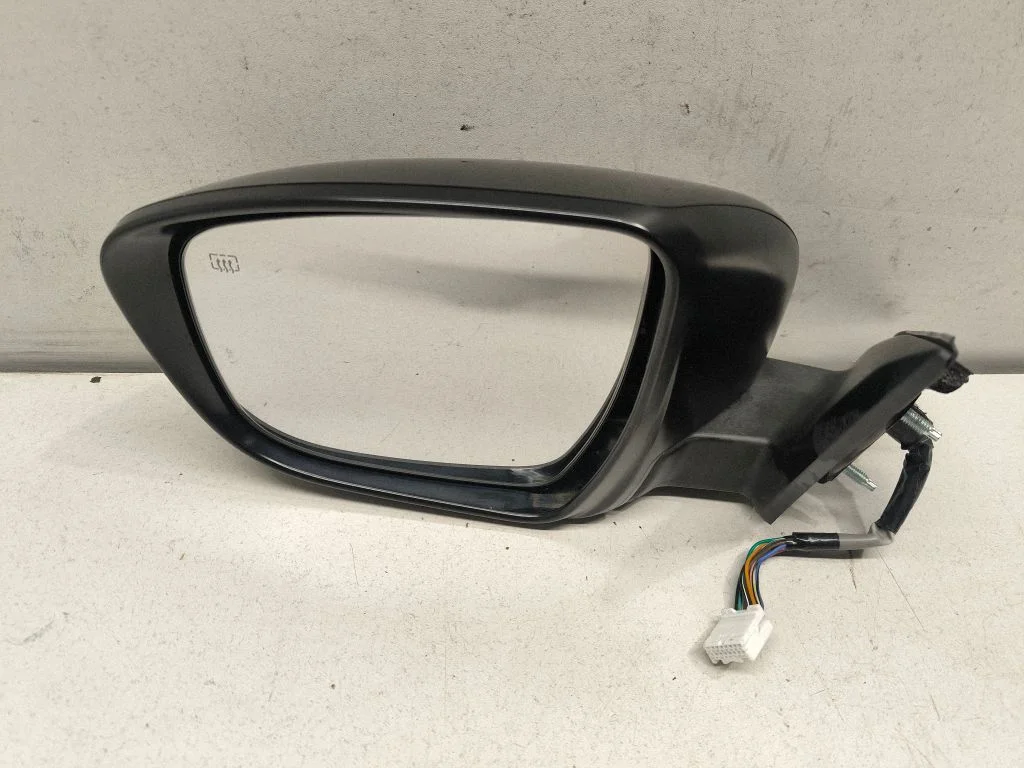 Front door electric wing mirror E4034237