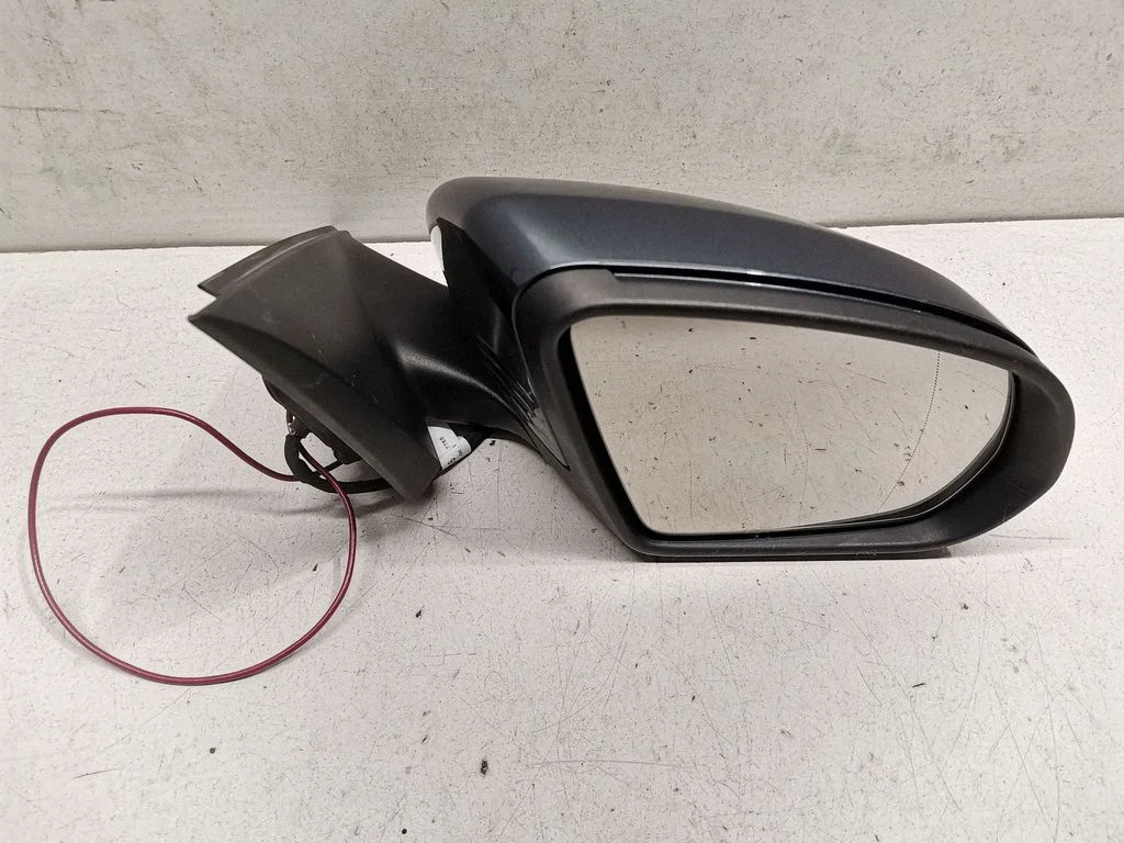 Front door electric wing mirror – right