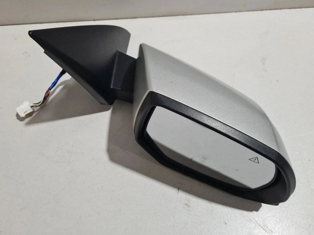 Esiukse elektriline välispeegel 87620GI120W3T