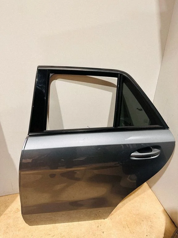 Aizmugurējās durvis – Mercedes-Benz ML klase W166 (2012-2017)