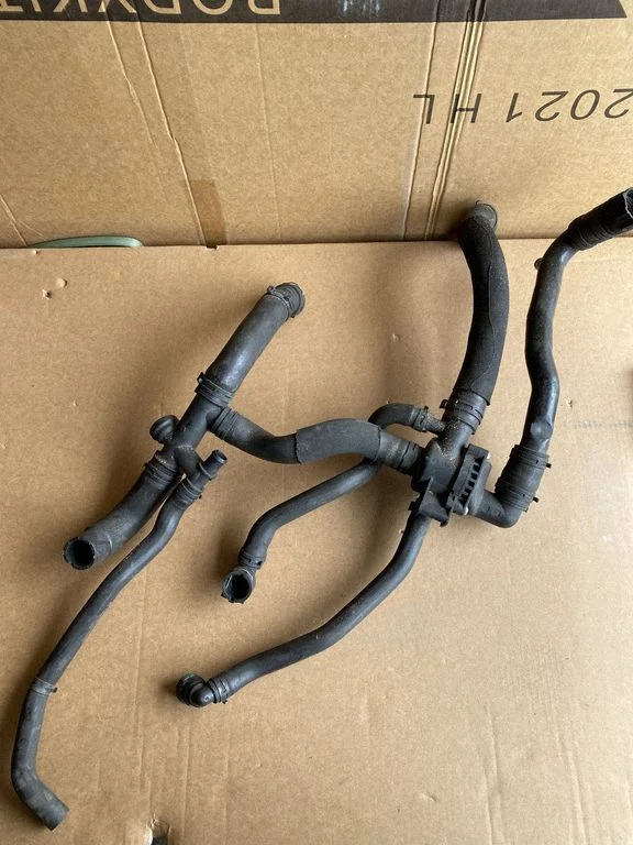Electric auxiliary coolant/water pump 9X238A586AD