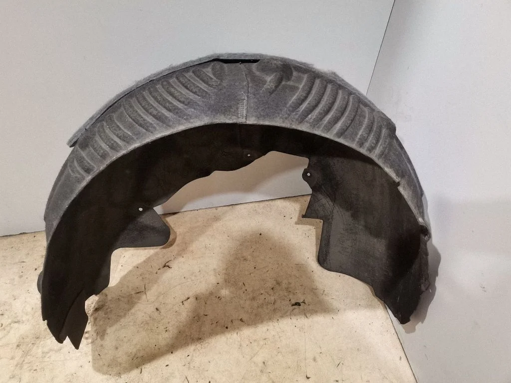 Rear arch fender liner splash guards A2136909104
