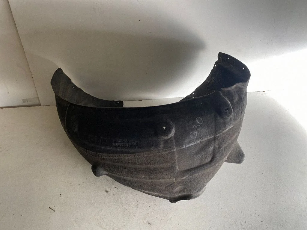 Rear arch fender liner splash guards 14606310