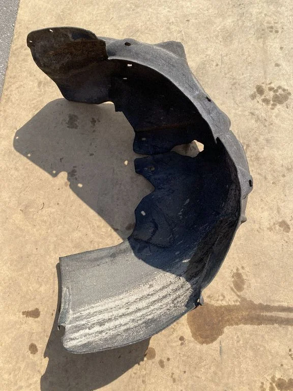 Rear arch fender liner splash guards 8T0810172G