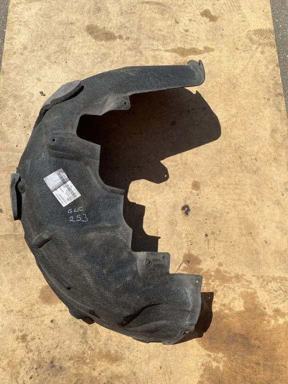 Rear arch fender liner splash guards A2536900630