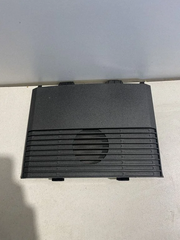 Dash center speaker trim cover FR3B6304405A