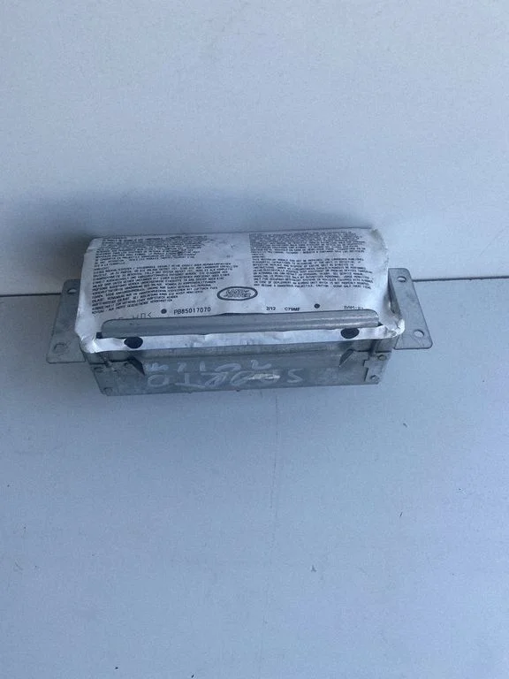 Passenger airbag – Land Rover Range Rover Sport L320 (2005-2013)