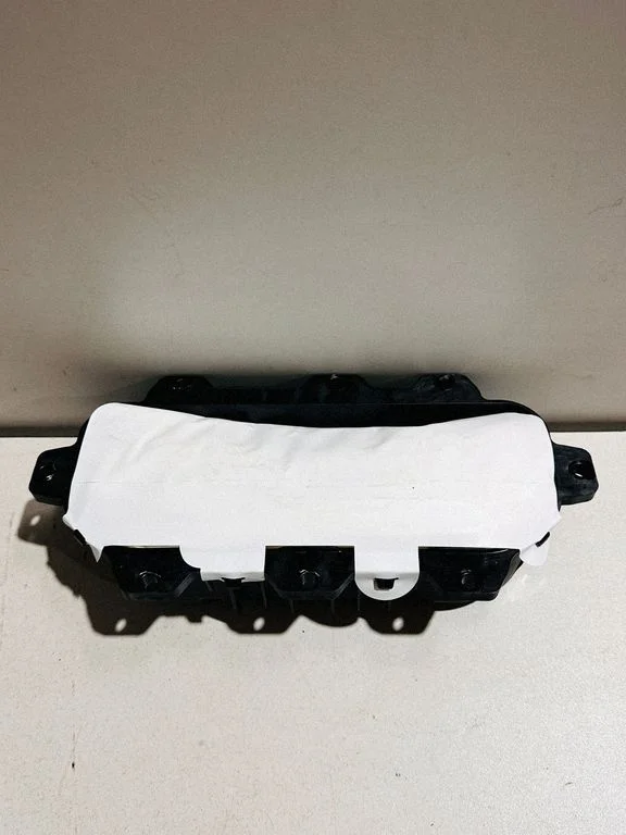 Passenger airbag GX73044A74BE