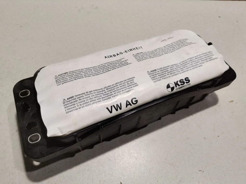 Passenger airbag – Porsche Macan (95B) (2014-2018)
