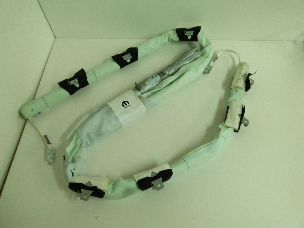 Katuse turvapadi (kardin) 06700382280