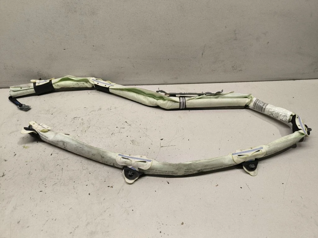 Jumta drošības spilvens (aizkars) – Mercedes-Benz CLA klase C117 X117 W117 (2013-2019)
