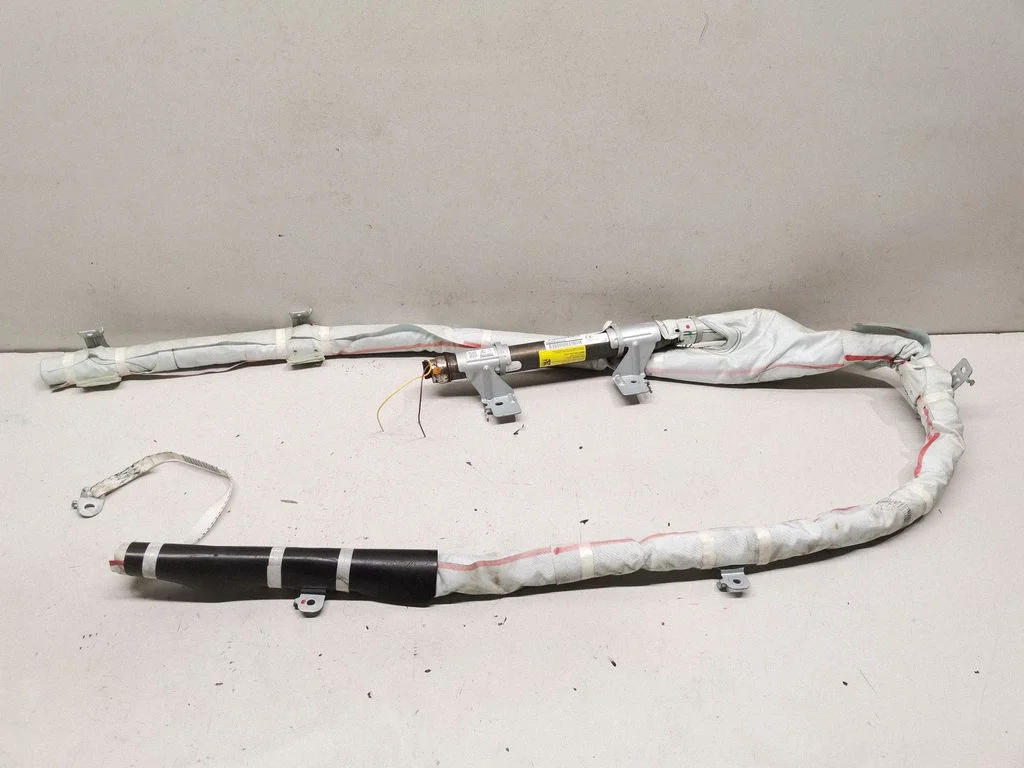 Roof airbag – Mitsubishi Outlander (2013-2021)