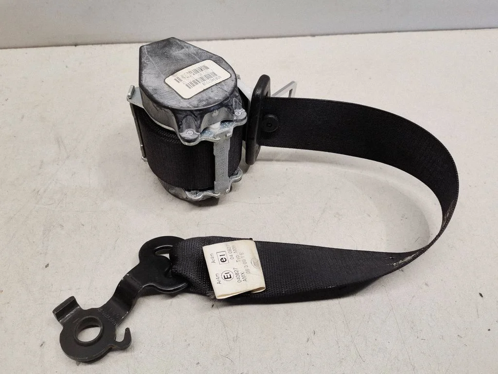 Rear seatbelt 606345701B