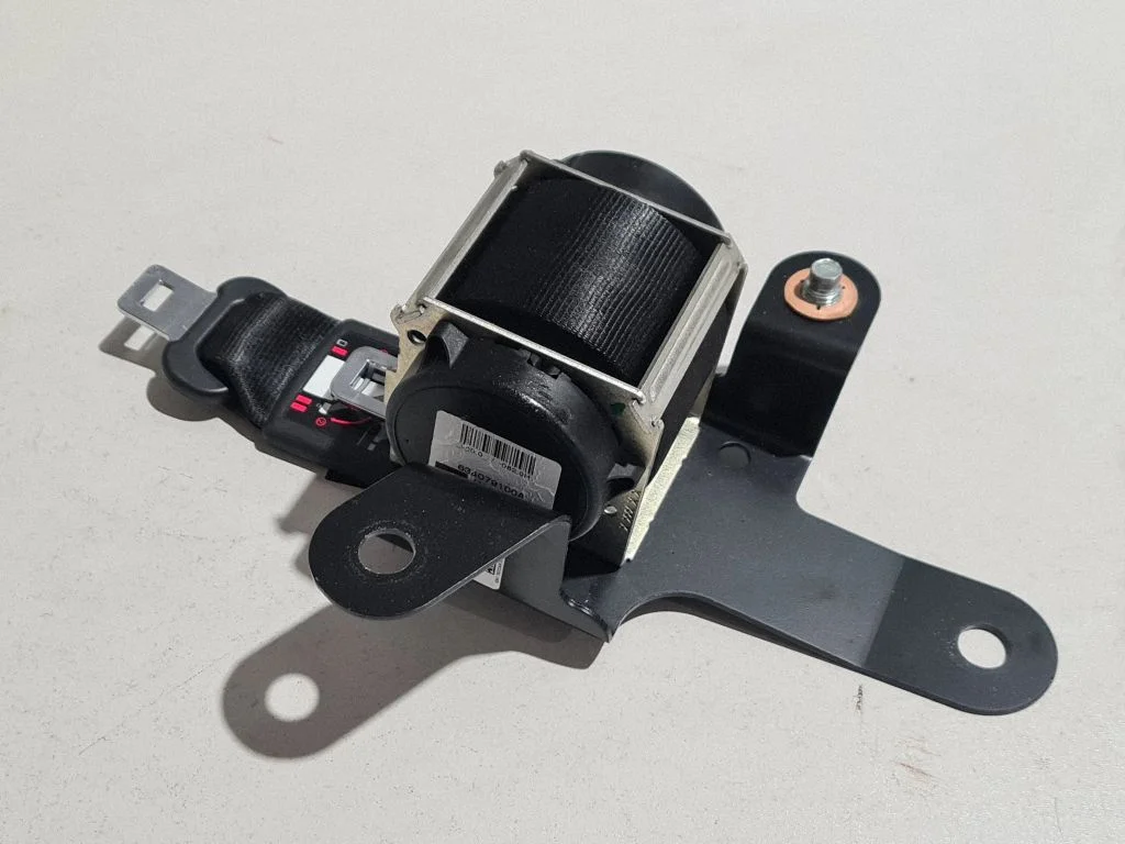 Rear seatbelt 634079100A