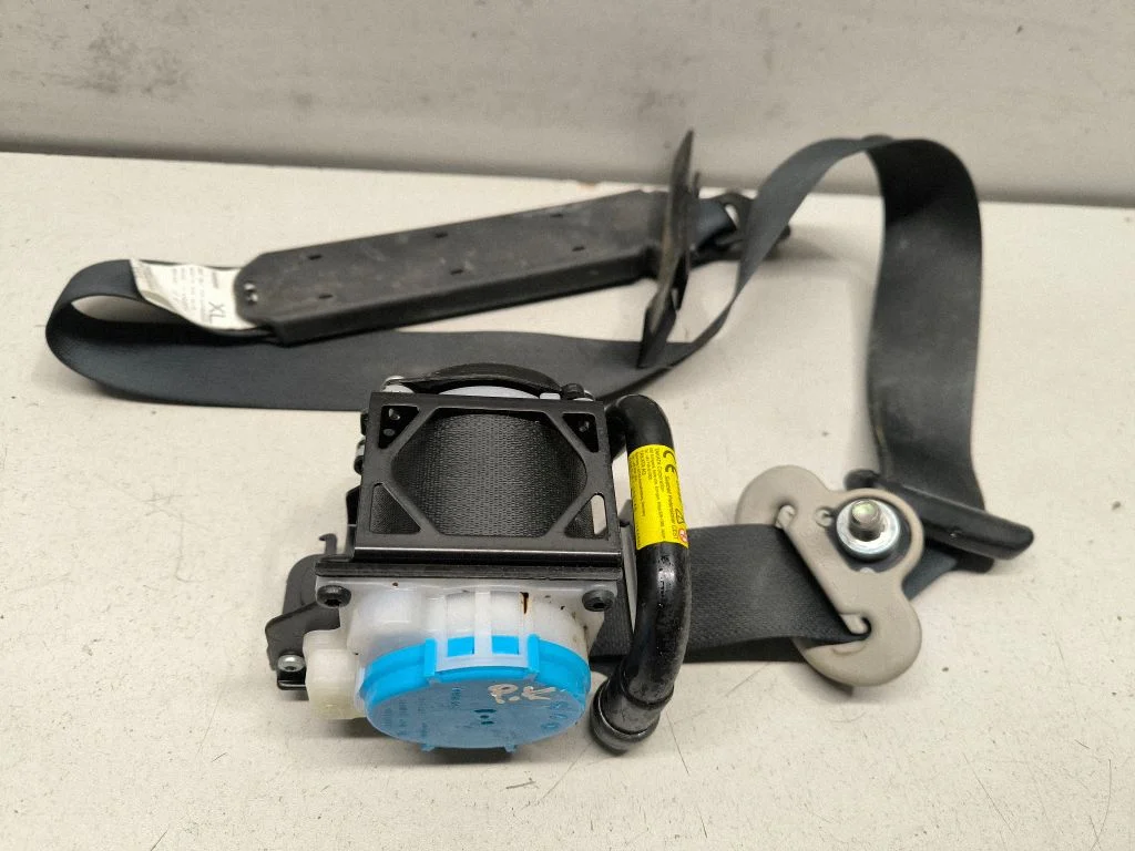Front seatbelt – Nissan X-Trail T32 (2014-2021)