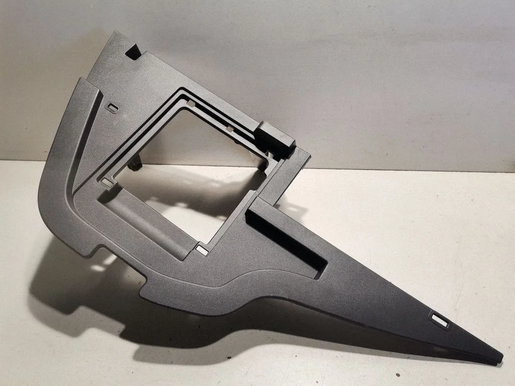 Other trunk/boot trim element 5846178010