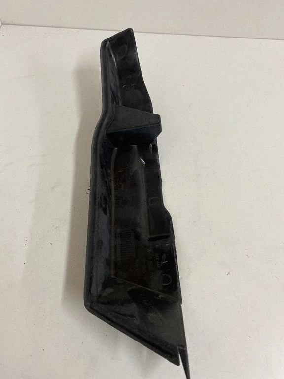 Other trunk/boot trim element – Jaguar XJ X351 (2009-2019)